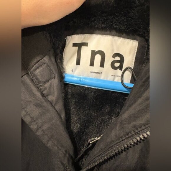 TNA SUMMIT PARKA - Size small - Picture 6 of 13